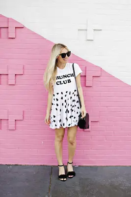 25+ Clothing & Accessory DIYs