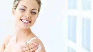 Telové mlieko pre pleť so sklonom k ​​akné