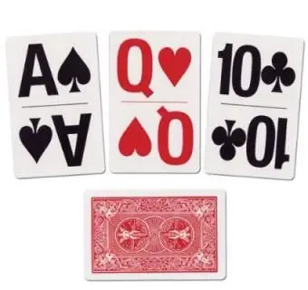 Naipes con letras grandes