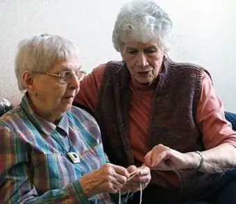 Senior imparare a lavorare a maglia