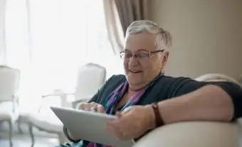 Stimolanti giochi mentali e rompicapi per anziani for