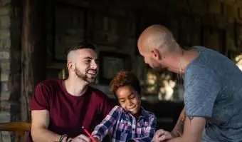 Poesie ispiratrici sull'adozione per scaldarti il ​​cuore