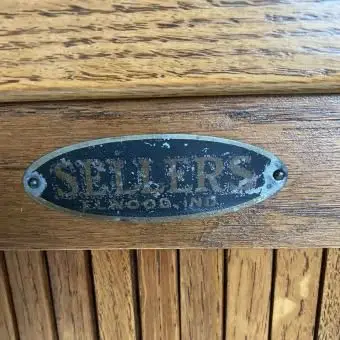 ארונות הוסייה מוכרים עתיקים