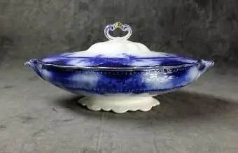 Flow Blue Server autorstwa Alfreda Meakina Kelvina