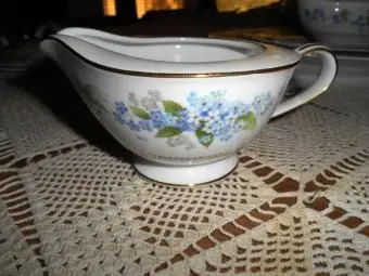 Creamer a Ramona Noritake China