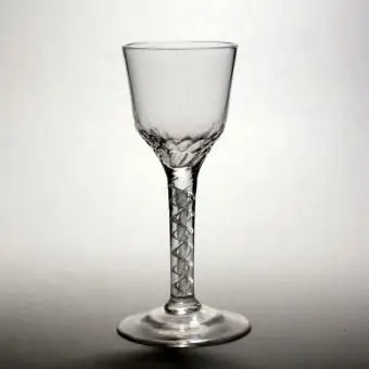 エアツイストワイングラス