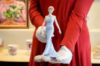 מדריך מחירים רויאל דולטון