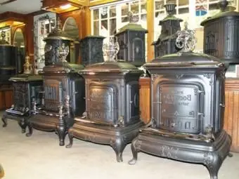 stufa tardo vittoriana