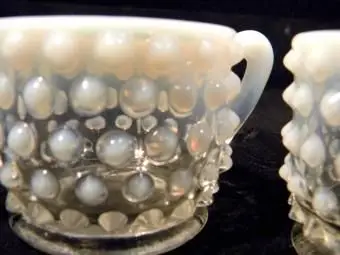 Anker-Hocking-Mondstein