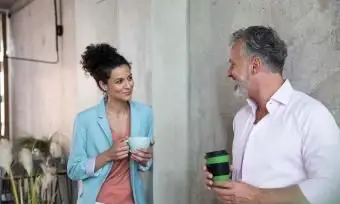 fare una pausa caffè in un loft