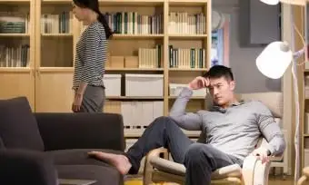 거실에서 화가 몇