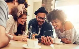 Negatywne i pozytywne cechy wagi