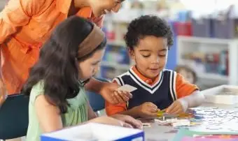 Piani di lezione gratuiti per bambini con autismo