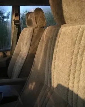 자동차 좌석을 장식하는 방법