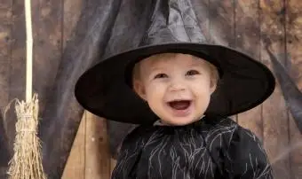 Malá čarodějnice Halloween