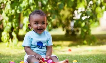 rozkošné bábätko s blokmi