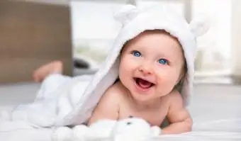 Lindo, bebé, sonriente