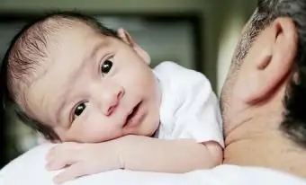 Portrét novorodenca