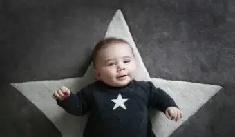 Nomi brillanti per bambini che significano stelle