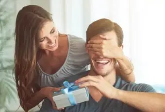 Idées uniques pour les cadeaux de baby shower pour papa