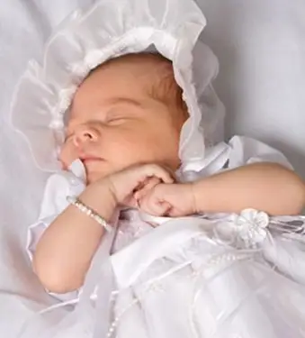 Ideas significativas de regalos de bautismo para bebés