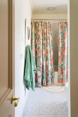 Deti mini kúpeľňa osviežujte