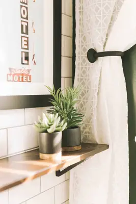 #Elsiesnashvillebnb Bathroom Tour (Before + After)