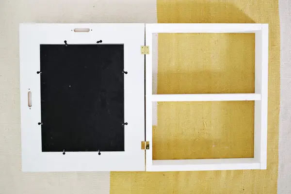 Hidden Medicine Cabinet DIY