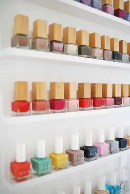 Easy Custom Nail Polish Shelves