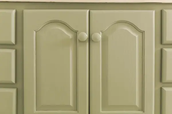 I Painted Our Bathroom Vanity!