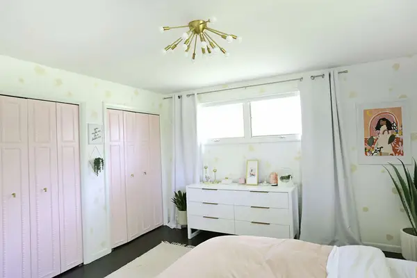 Removable Leopard-Inspired Wallpaper DIY