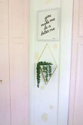 Removable Leopard-Inspired Wallpaper DIY