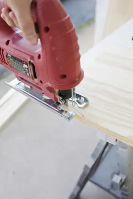 Easy Built-In Closet DIY