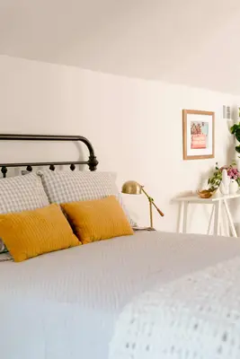 Elsie's Nashville BnB Master Bedroom Tour