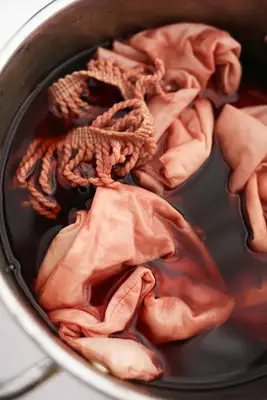 Naturally Dyed Pillowcase DIY 