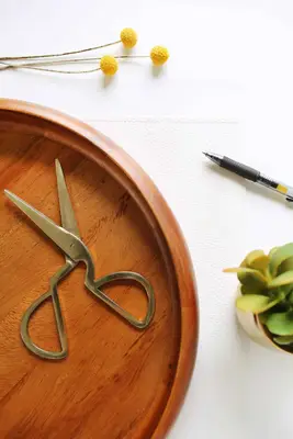 Hairpin Leg Breakfast Tray DIY