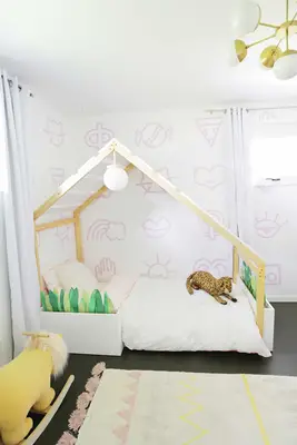 Palm Springs House Bed Makeover