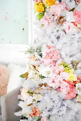 Floral Christmas Tree DIY!