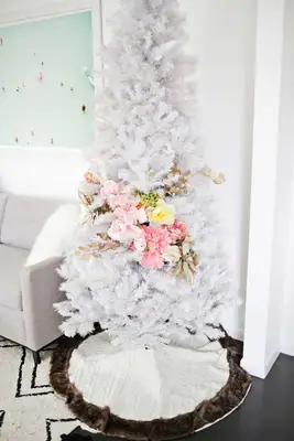 Floral Christmas Tree DIY!