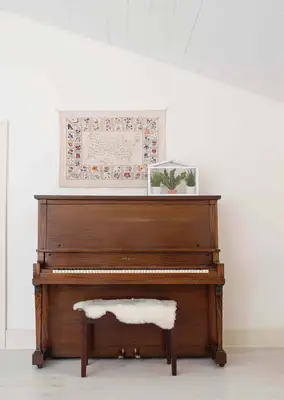 Holiday House Living Room Before & After