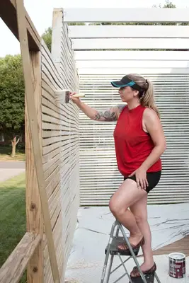 How to Build an Inexpensive Slat Wood Privacy Fence