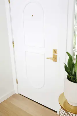 DIY Arched Door Trim (with Flexible Molding!)