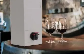 5 meilleurs vins de boîte de dégustation