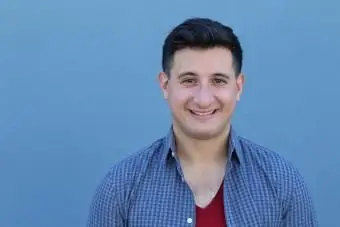 היכן לקנות בגדי מזדמנים גדולים וגבוהים