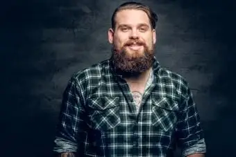 Punkowe ubrania dla dużych facetów