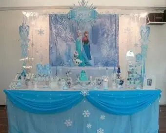 Idee per una festa di compleanno a tema Frozen