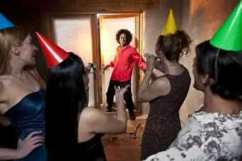 Jak zaplanować przyjęcie urodzinowe-niespodziankę