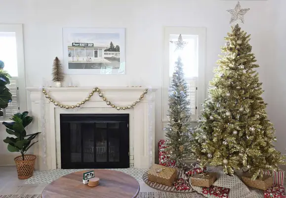 Christmas at the Holiday House