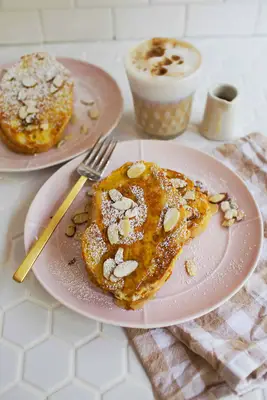 טוסט צרפתי ממולא דלעת ושקדים