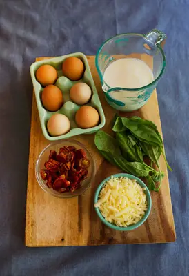 Oven Roasted Tomato, Basil, and Mozzarella Quiche